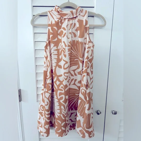 Manuheali'i Dress XS - Picture 1 of 3